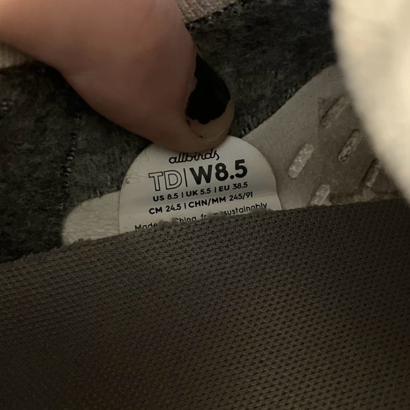 Allbirds Off-white Tree Dashers size 8.5 - Picture 6 of 8